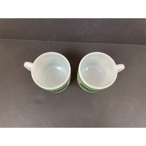 2 Arby's Green Stained Glass Mugs White Milk Glass Retro Federal Heat Proof - Picture 4 of 9